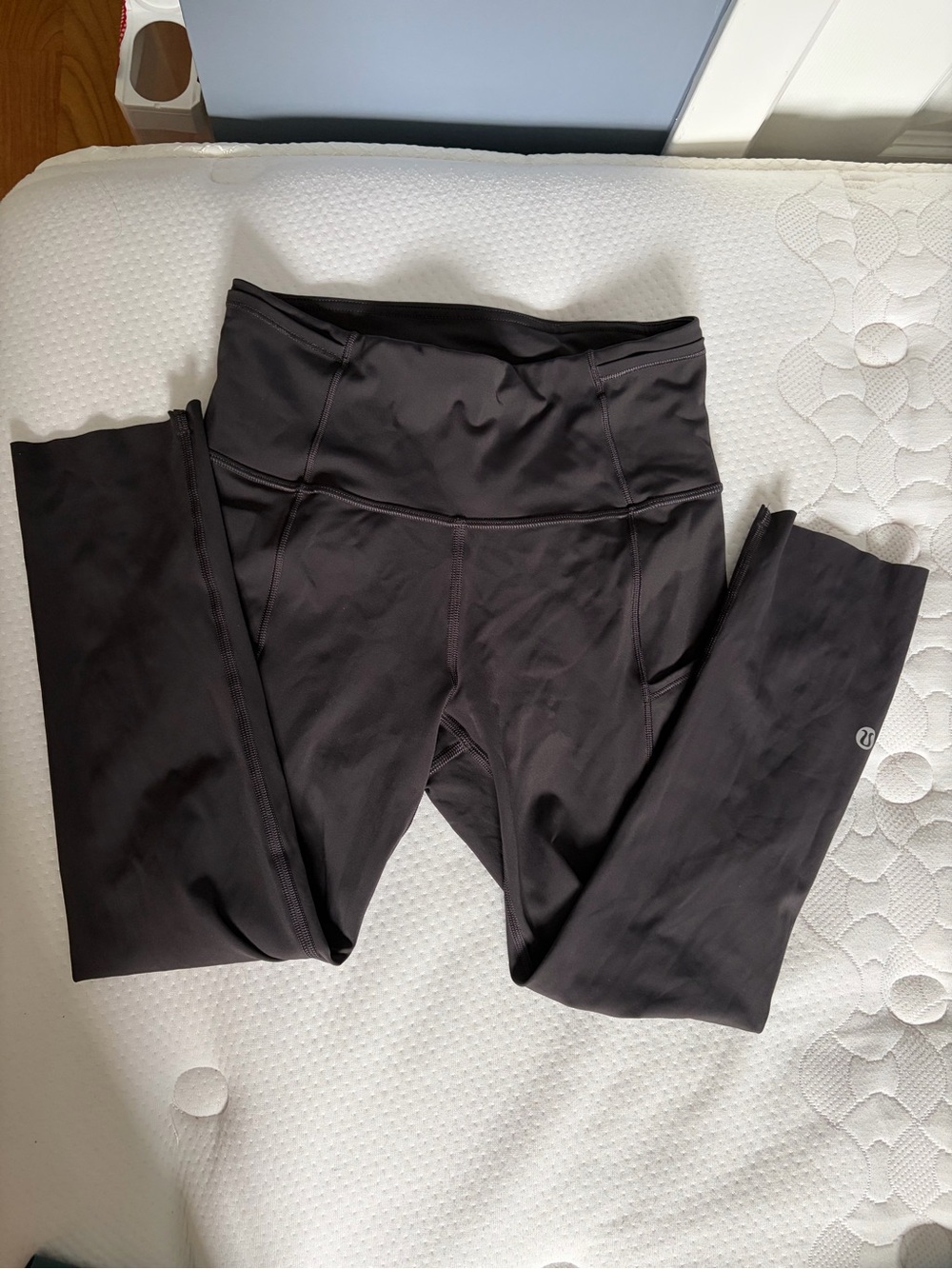 lululemon athletica cropped high rise Leggings
